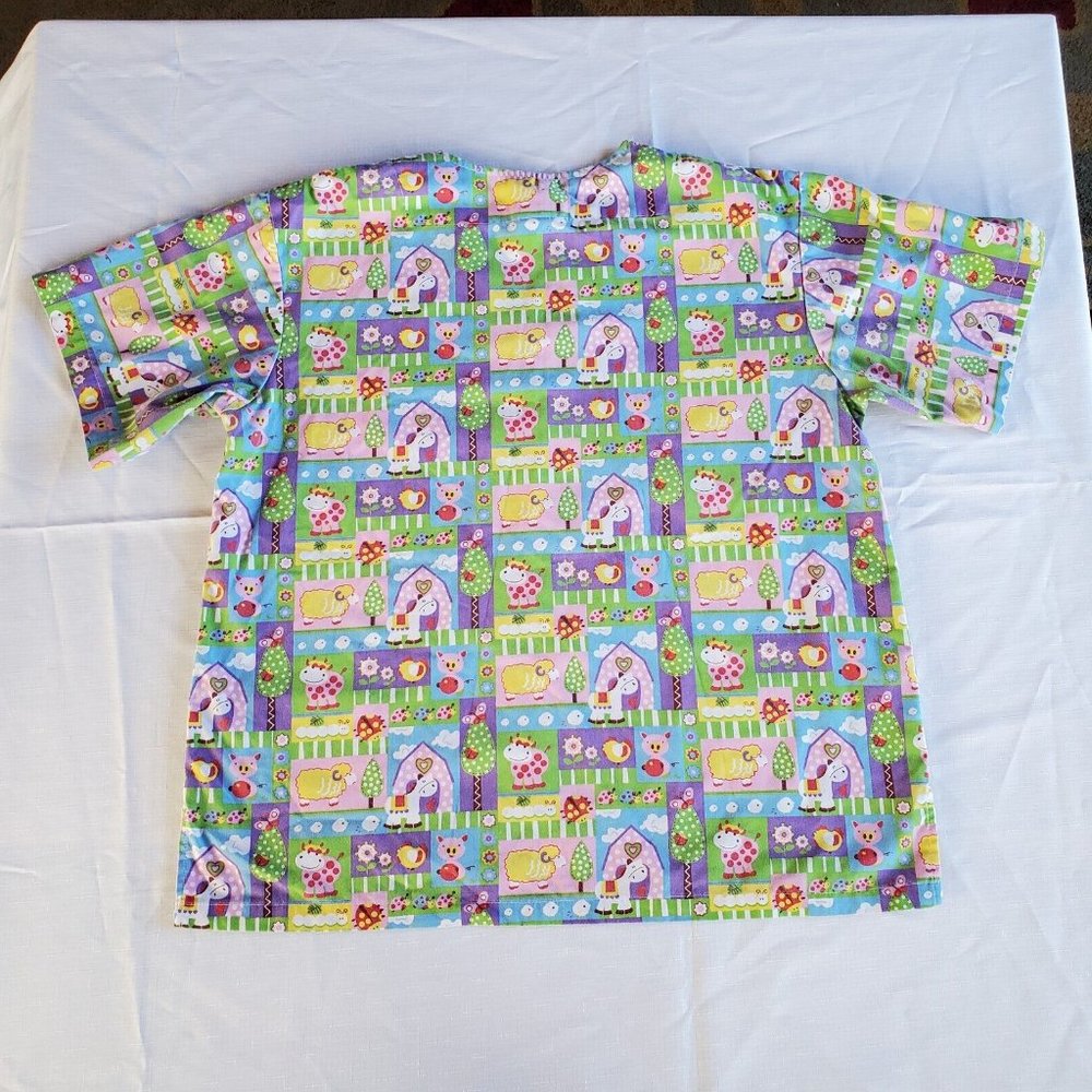 Women's Farm Animals Scrubs Top - Size (M)- Natural Uniforms - Natural Prints - Picture 9 of 9
